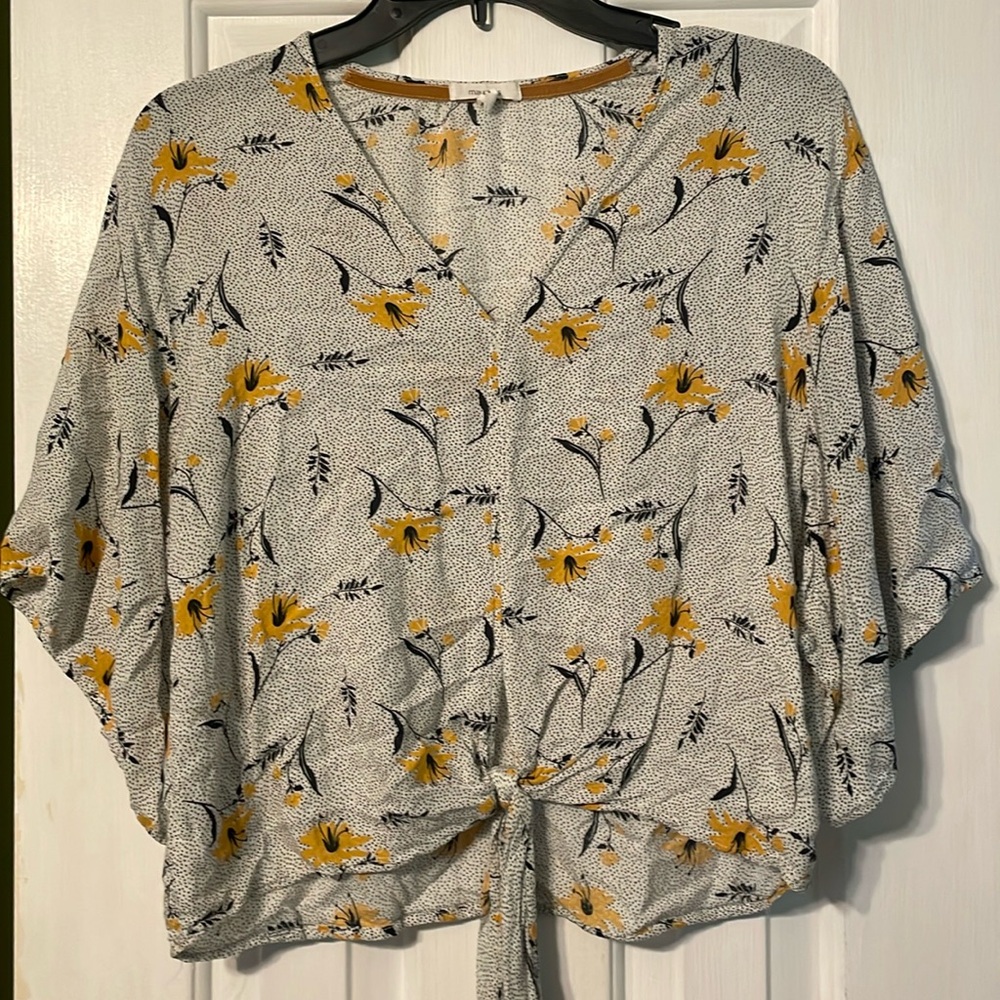Maurice’s floral tie front shirt